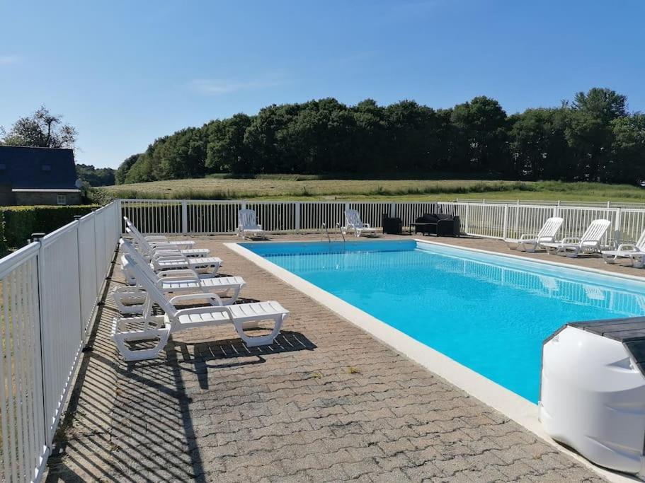 Domaine Des Lauriers 20 Couchages Villa Languidic Dış mekan fotoğraf